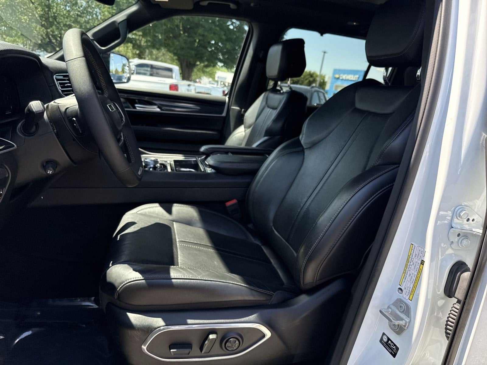 2023 Jeep Wagoneer 4x4