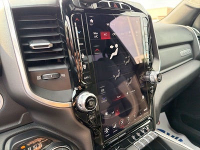 2021 RAM 1500 Big Horn Crew Cab 4x4 5'7" Box