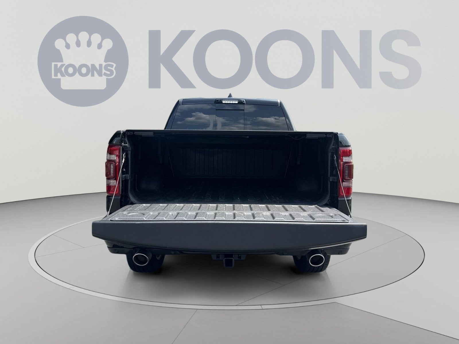 2024 RAM 1500 Limited Crew Cab 4x4 5'7" Box