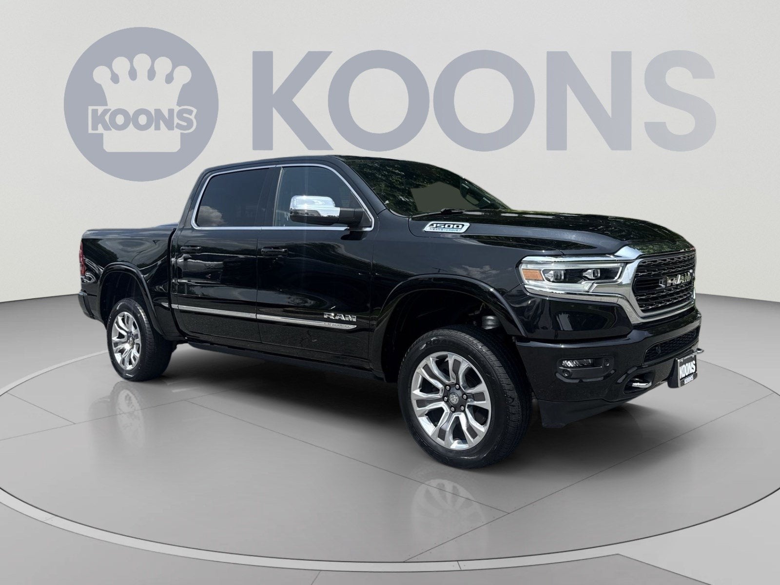 2024 RAM 1500 Limited Crew Cab 4x4 5'7" Box