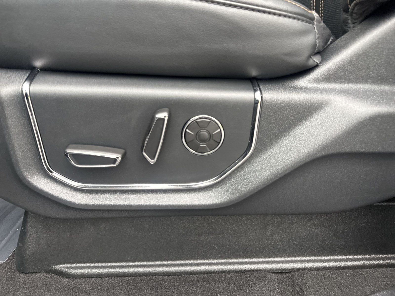 2024 Ford Expedition Platinum MAX