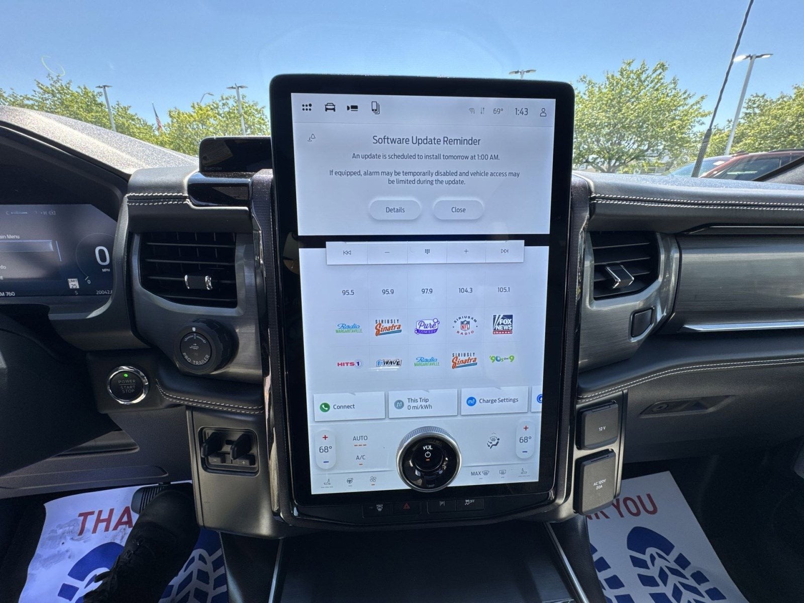 2025 Ford F-150 Lightning Platinum