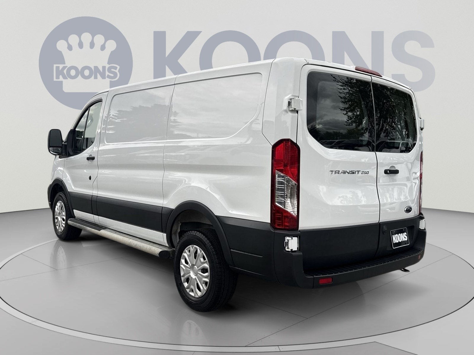 2025 Ford Transit Cargo Van T-250 130" Low Rf 9070 GVWR RWD