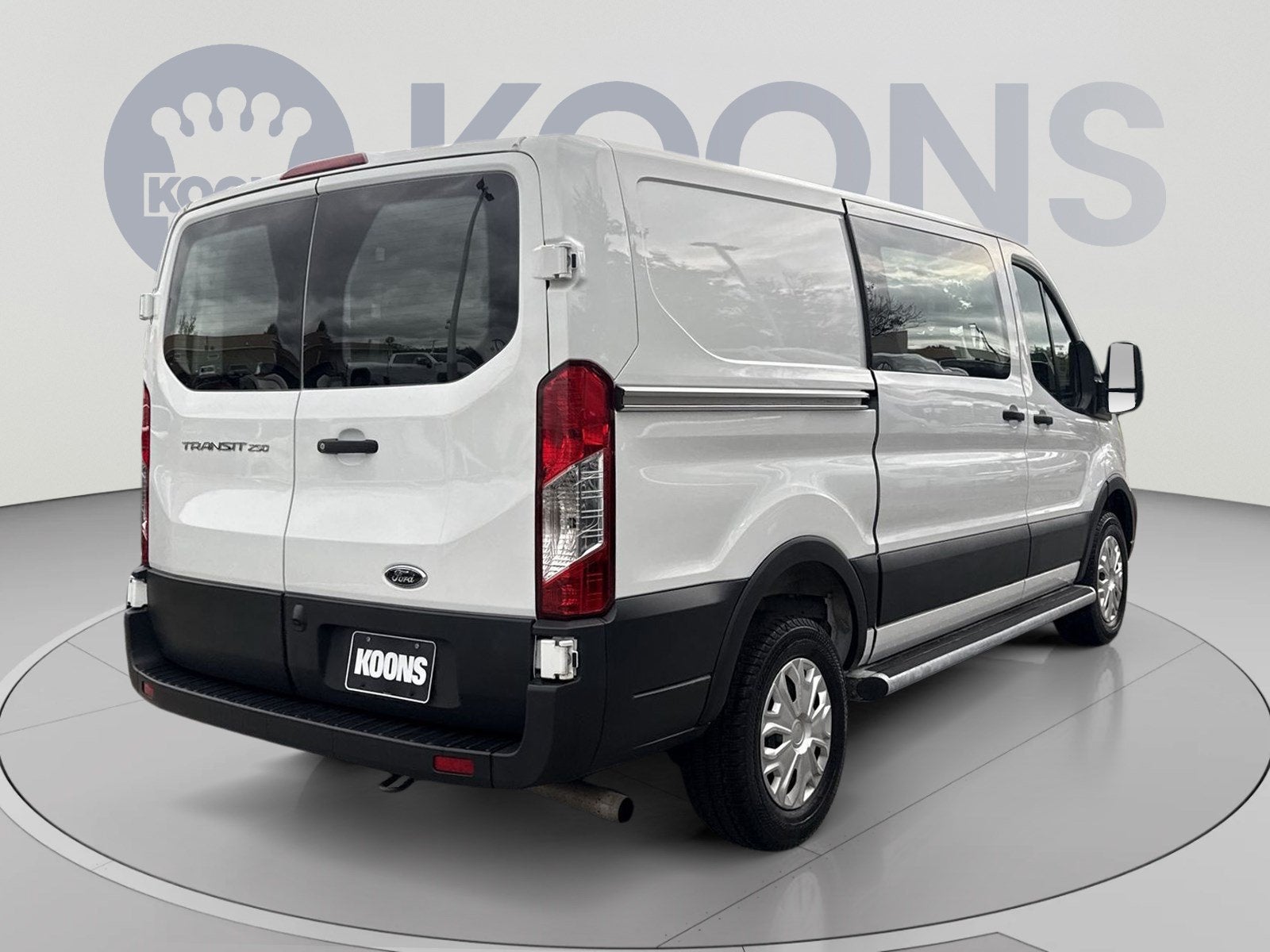2025 Ford Transit Cargo Van T-250 130" Low Rf 9070 GVWR RWD