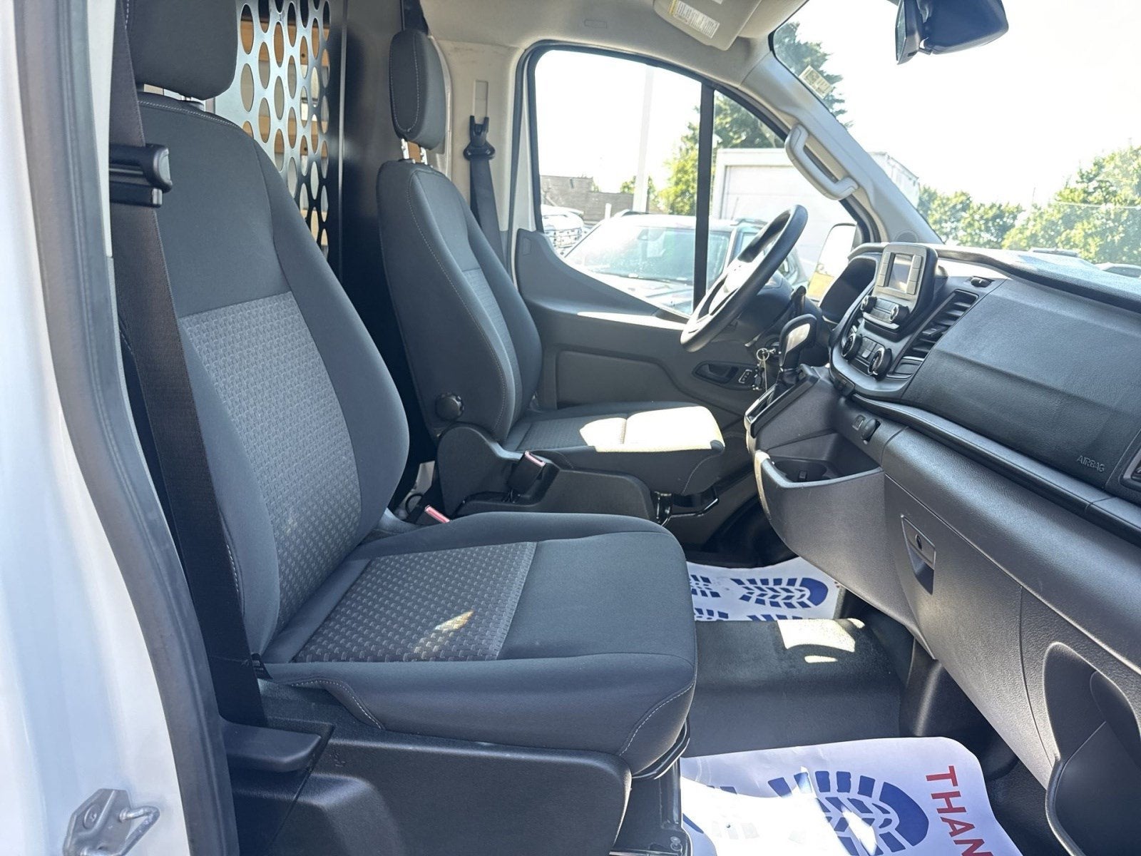 2025 Ford Transit-250 Cargo Van T-250 130" Low Rf 9070 GVWR RWD
