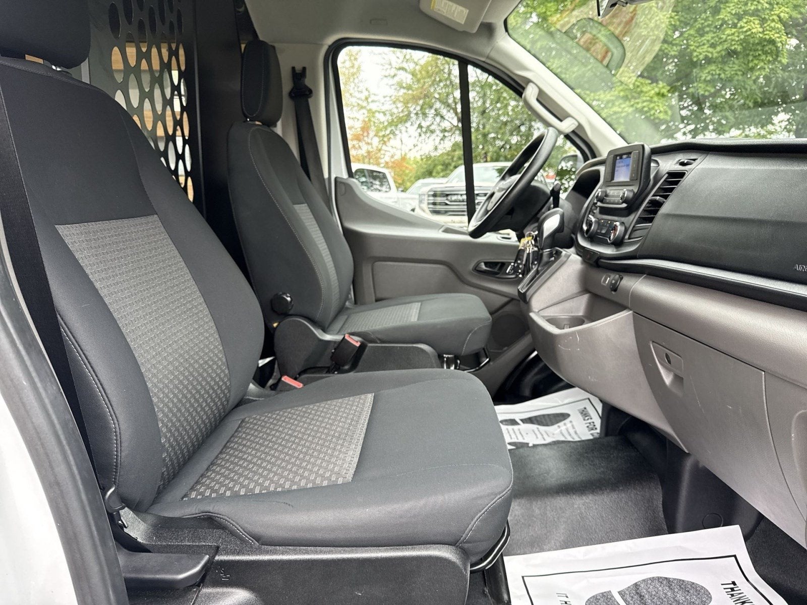 2025 Ford Transit Cargo Van T-250 130" Low Rf 9070 GVWR RWD