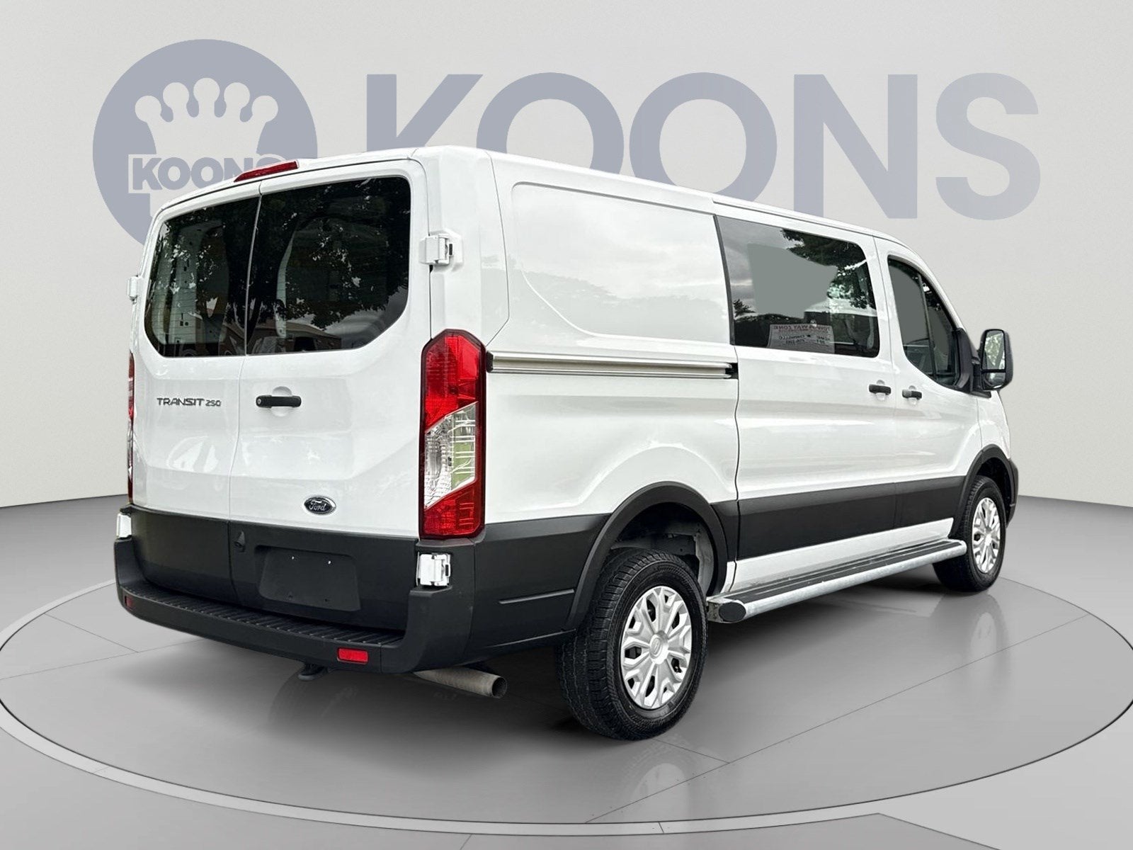 2025 Ford Transit Cargo Van T-250 130" Low Rf 9070 GVWR RWD