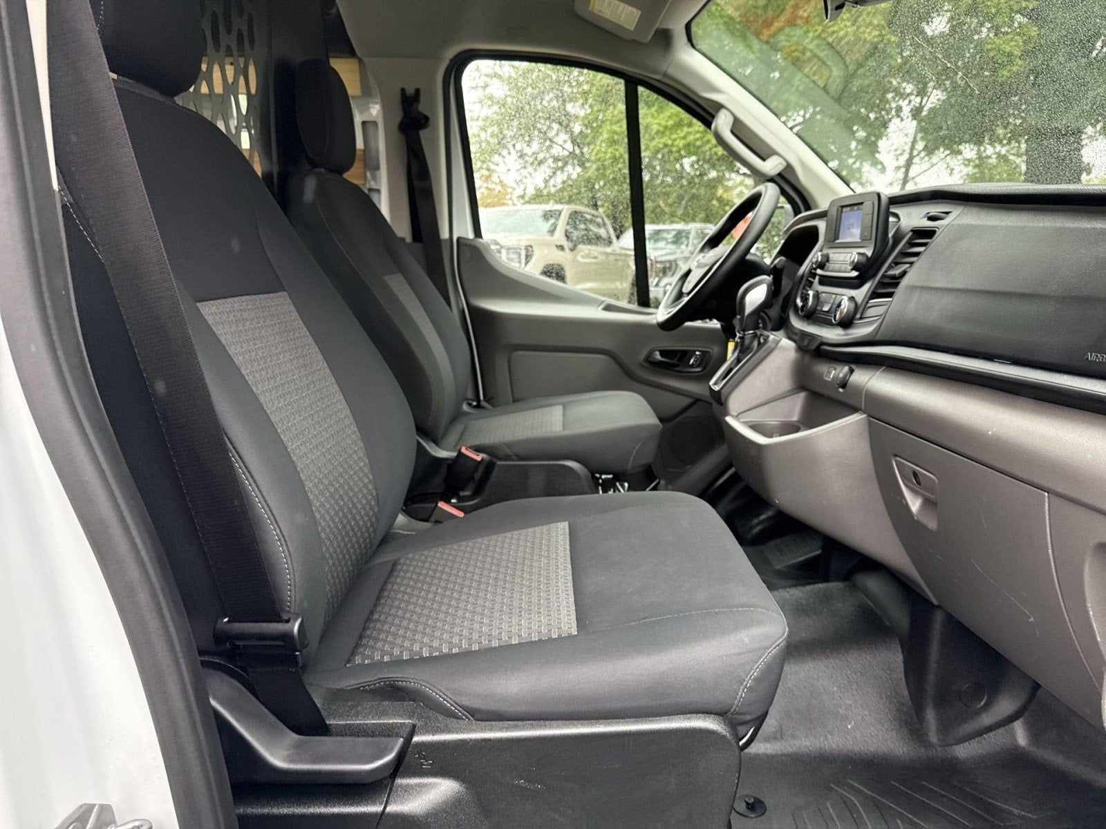 2025 Ford Transit Cargo Van T-250 130" Low Rf 9070 GVWR RWD