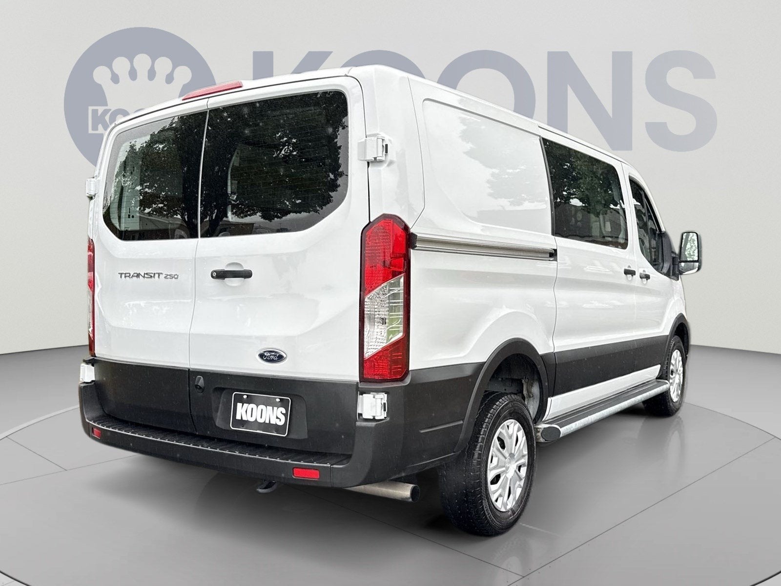 2025 Ford Transit Cargo Van T-250 130" Low Rf 9070 GVWR RWD