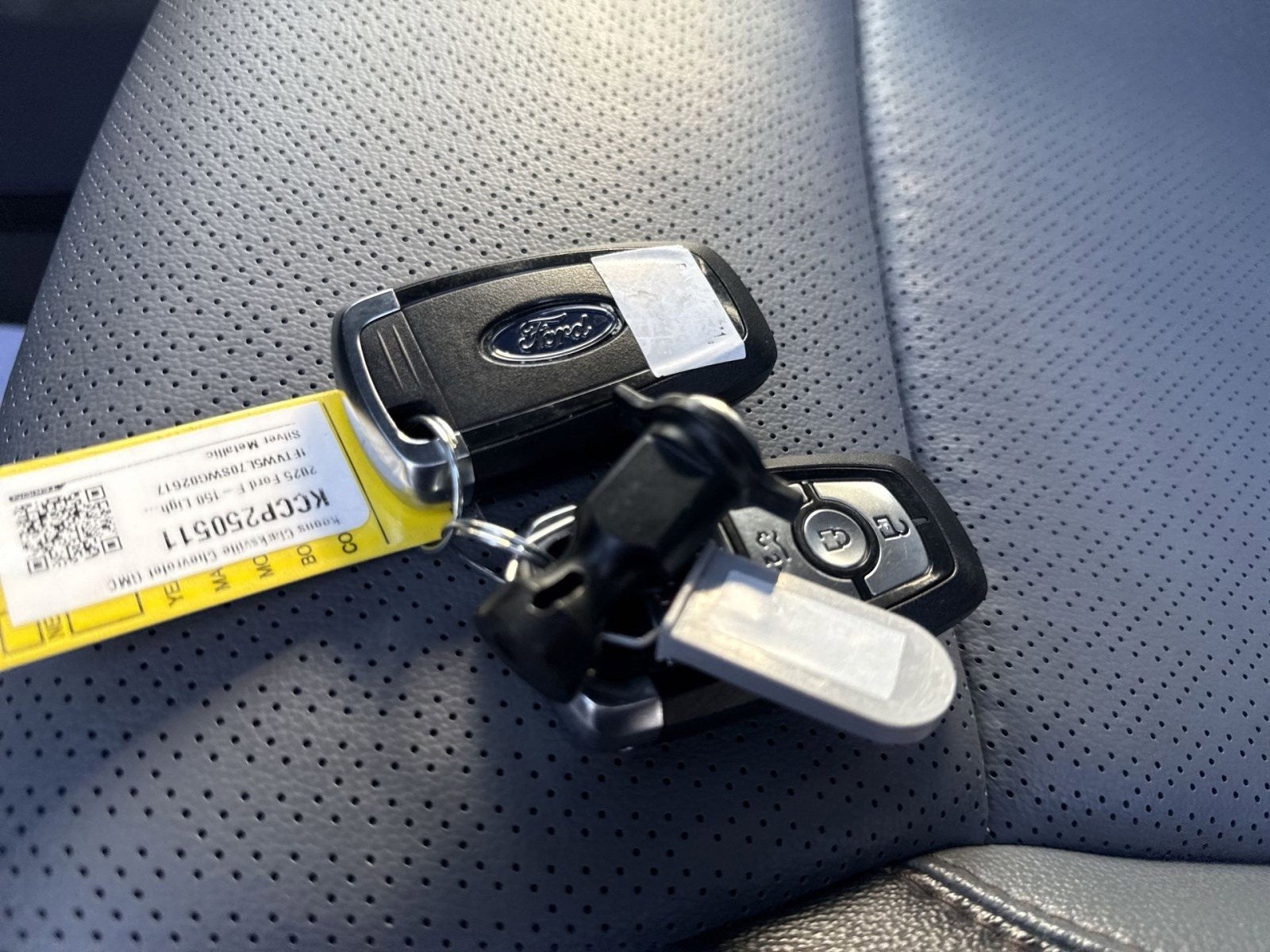 2025 Ford F-150 Lightning LARIAT