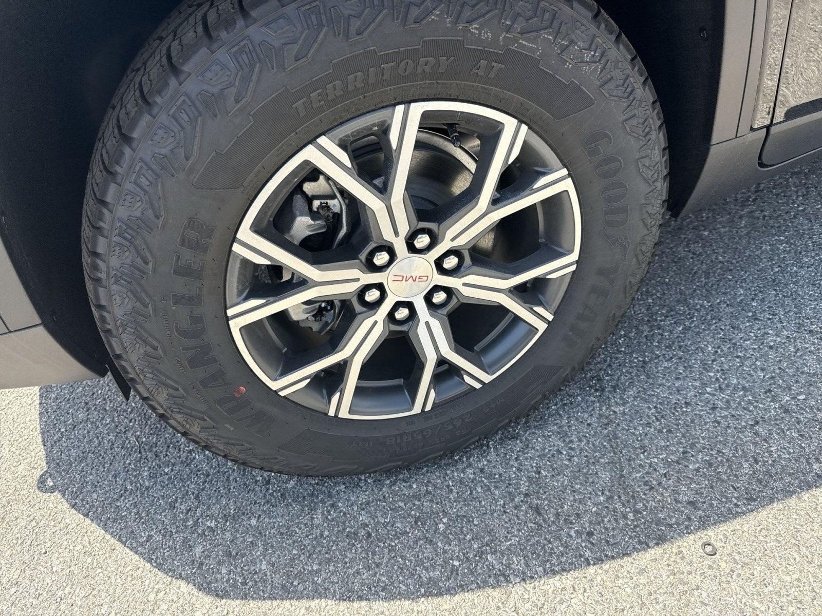 2026 GMC Acadia AT4