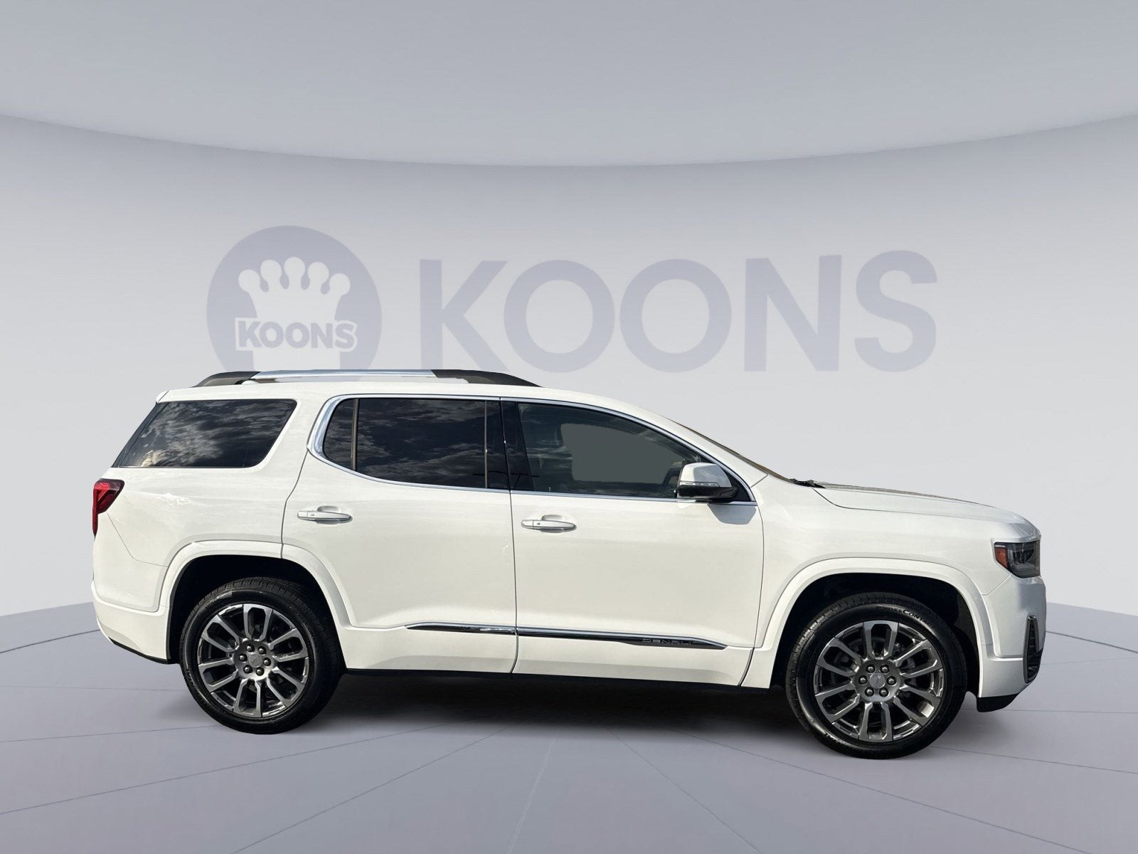 2022 GMC Acadia Denali