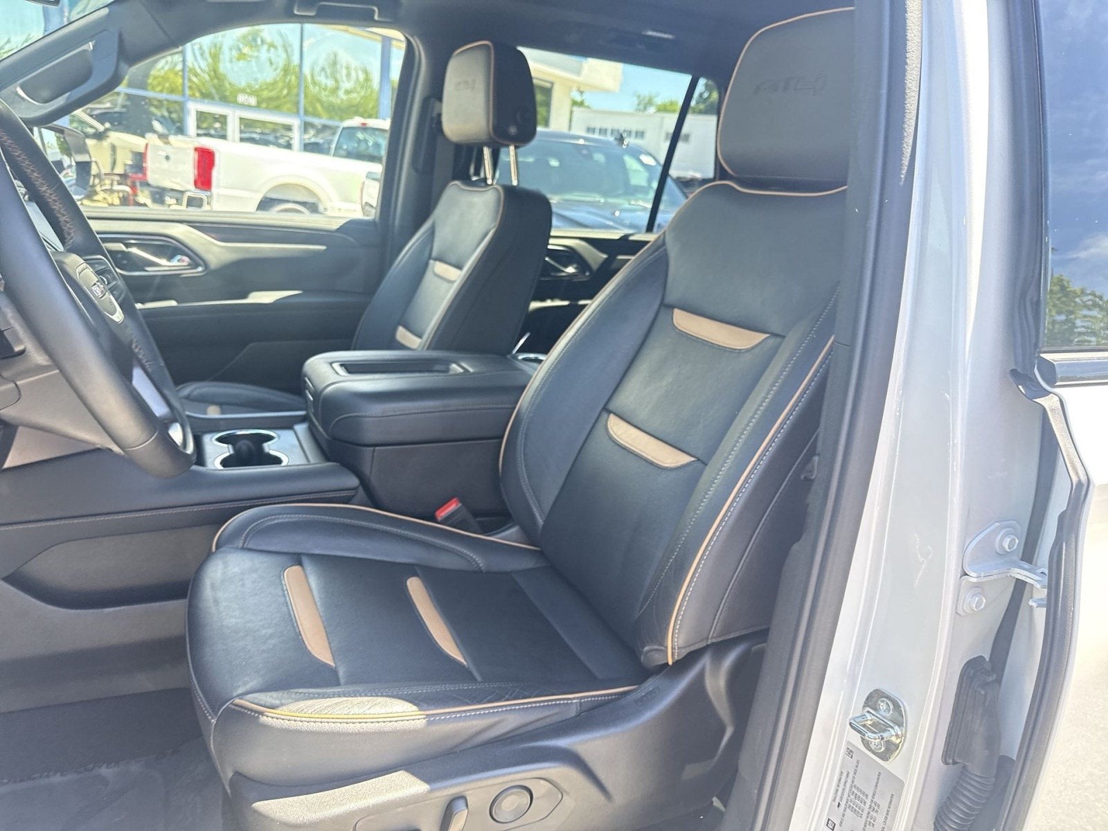 2023 GMC Yukon AT4