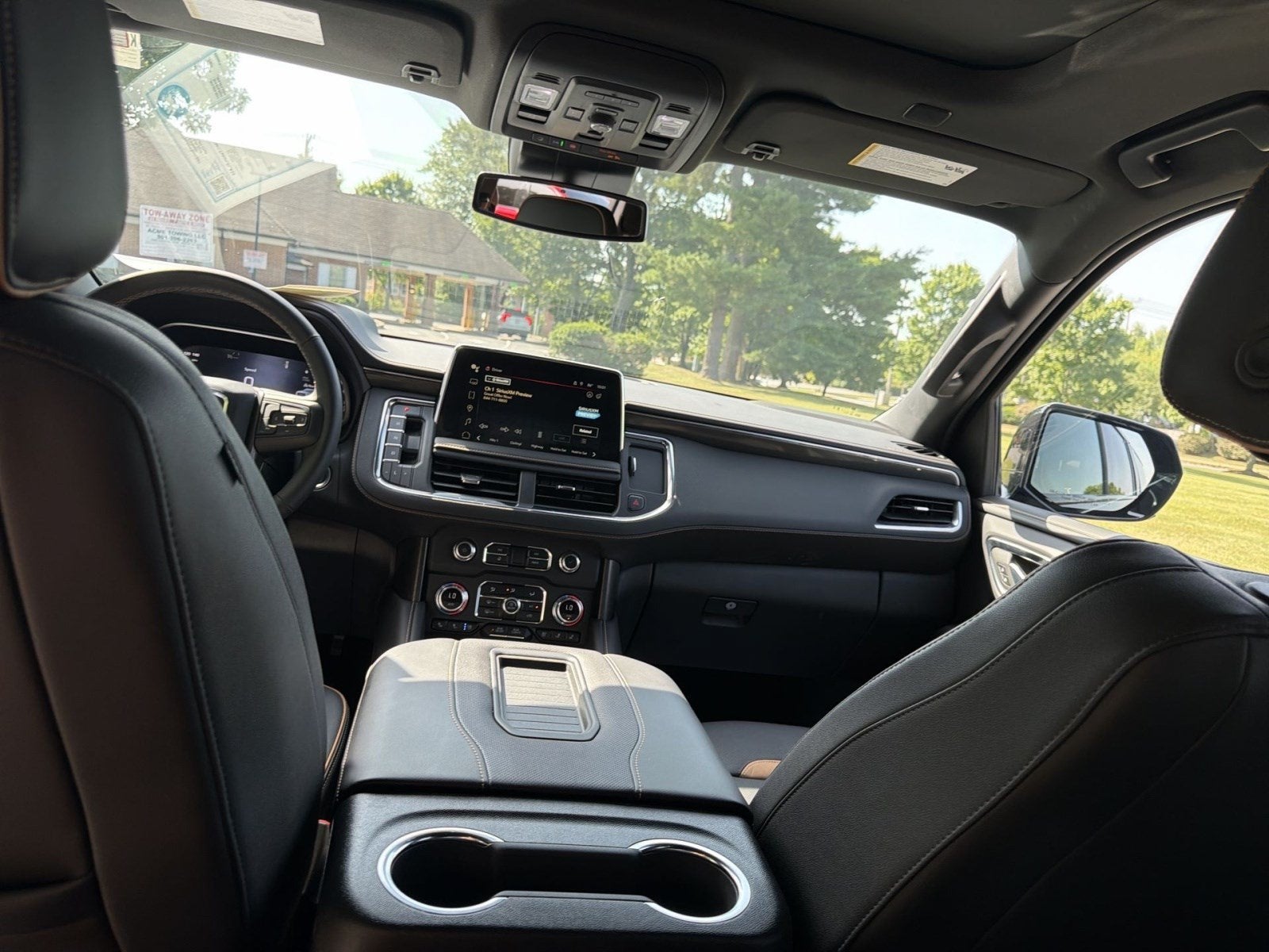 2024 GMC Yukon XL AT4