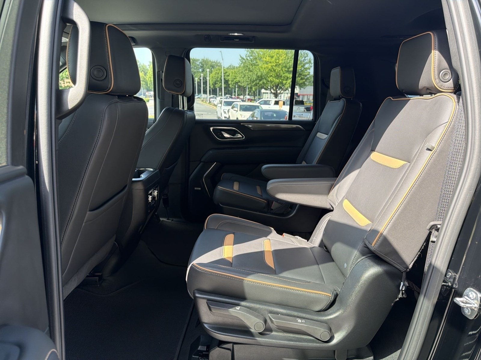 2024 GMC Yukon XL AT4