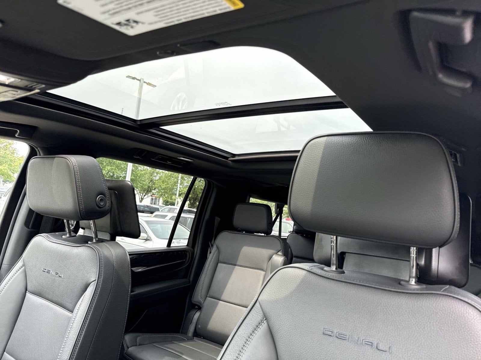 2024 GMC Yukon XL Denali