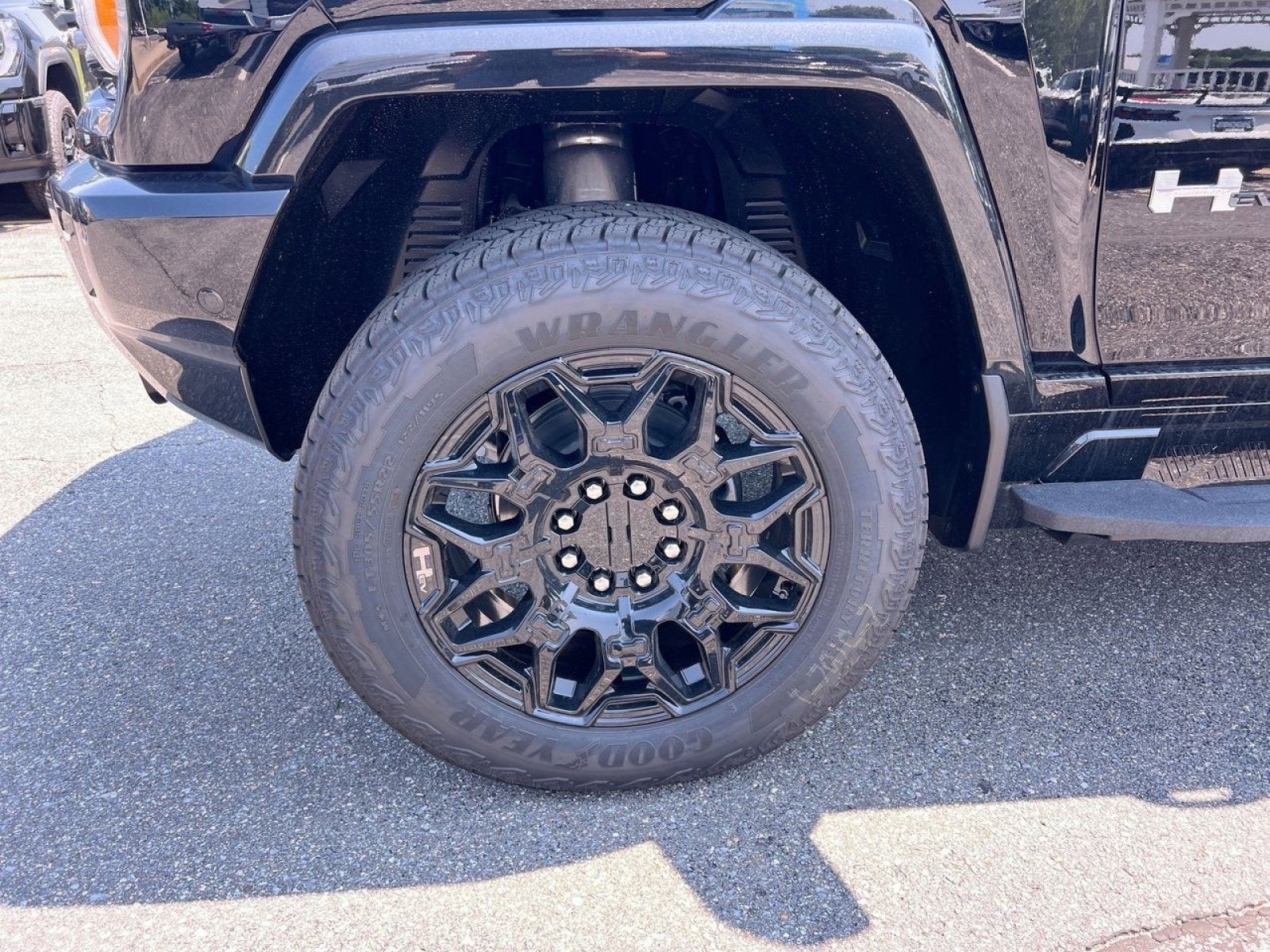 2025 GMC HUMMER EV SUV 2X