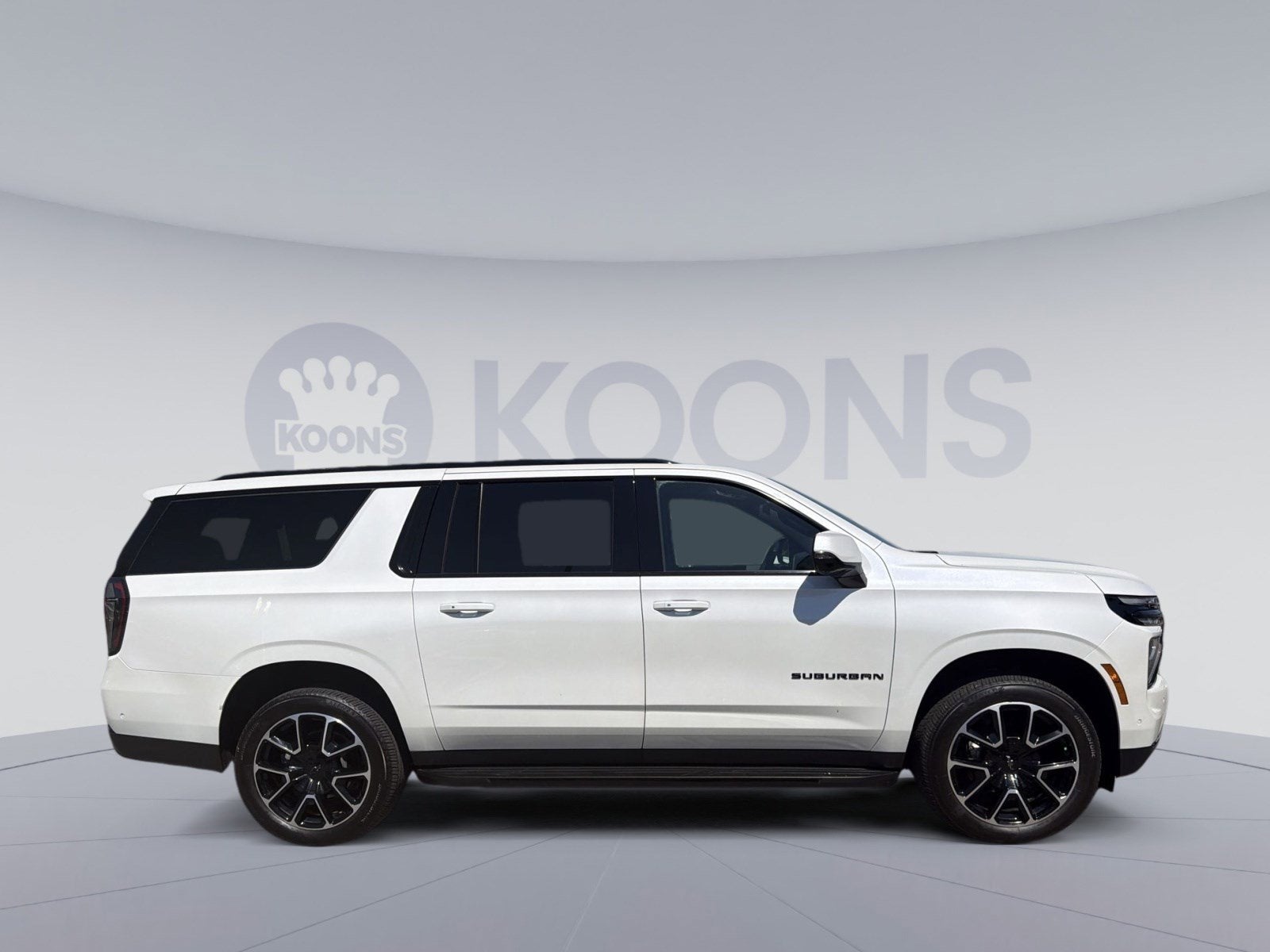 2025 Chevrolet Suburban RST
