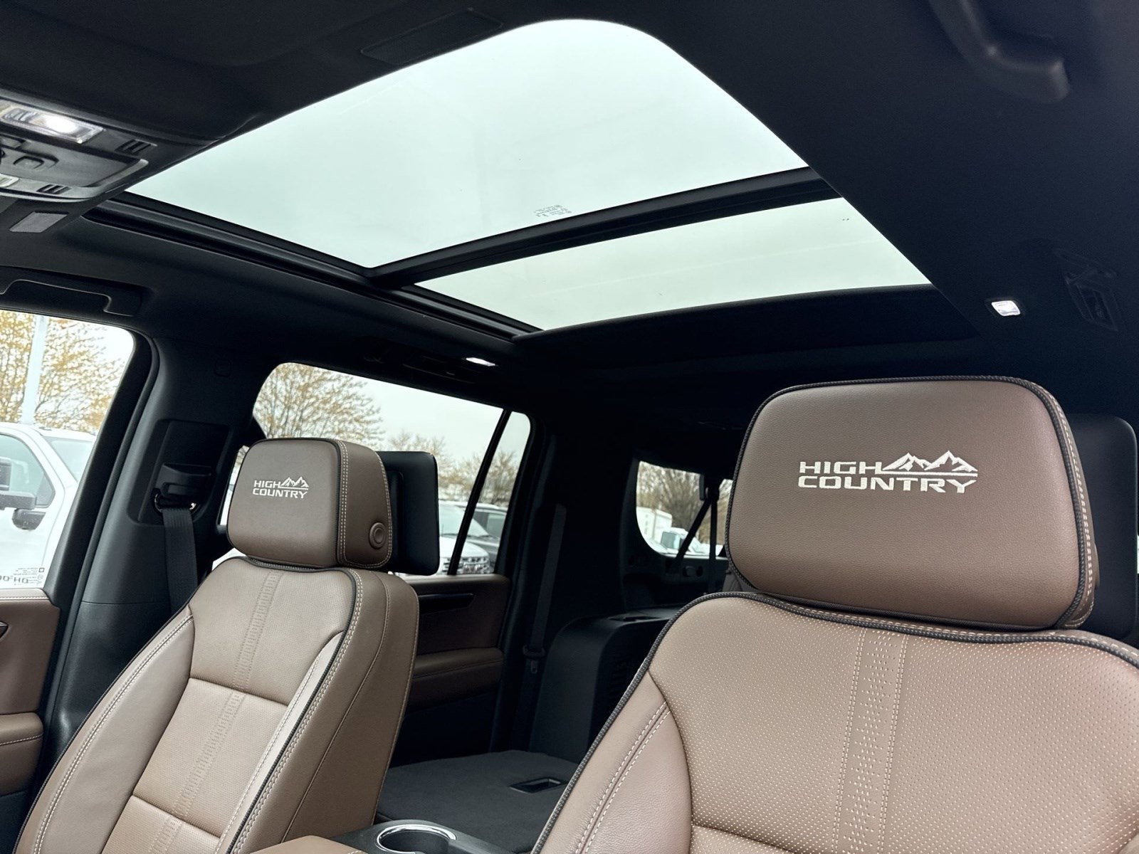 2025 Chevrolet Suburban High Country