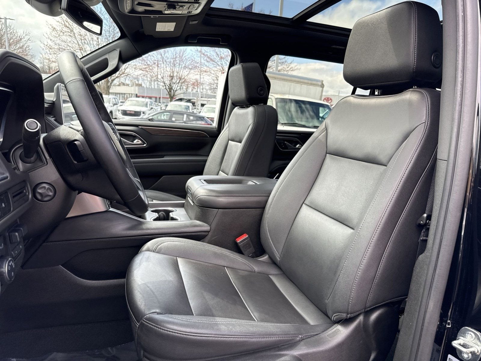 2023 Chevrolet Suburban LT