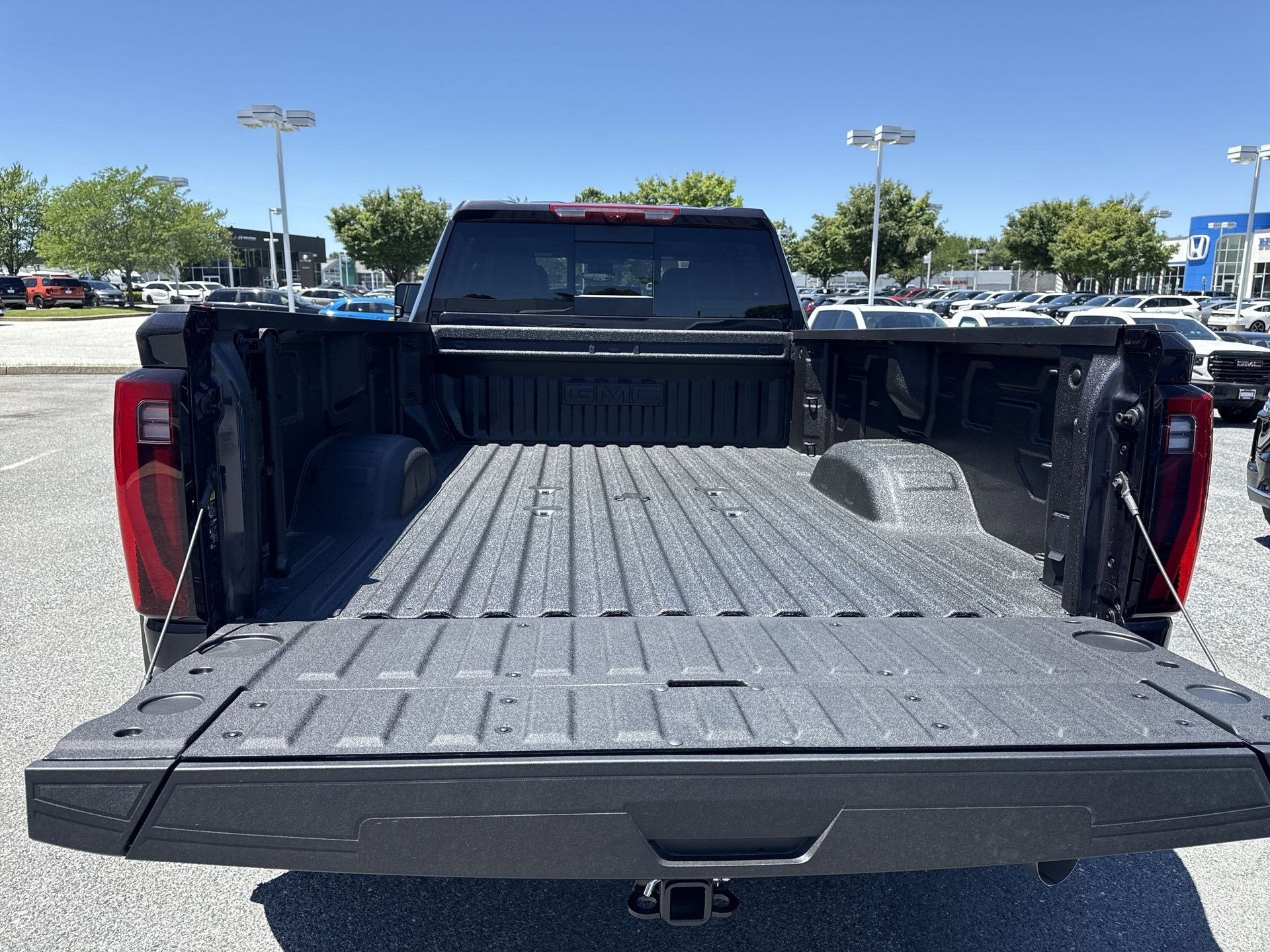 2026 GMC Sierra 3500 HD Denali Ultimate DRW