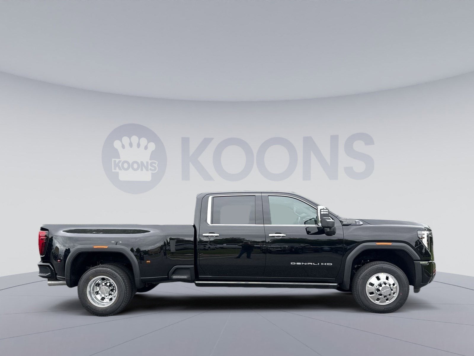 2026 GMC Sierra 3500 HD Denali Ultimate DRW
