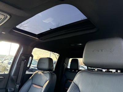 2023 GMC Sierra 1500 AT4