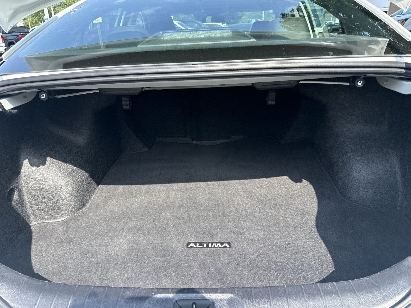 2024 Nissan Altima SR FWD