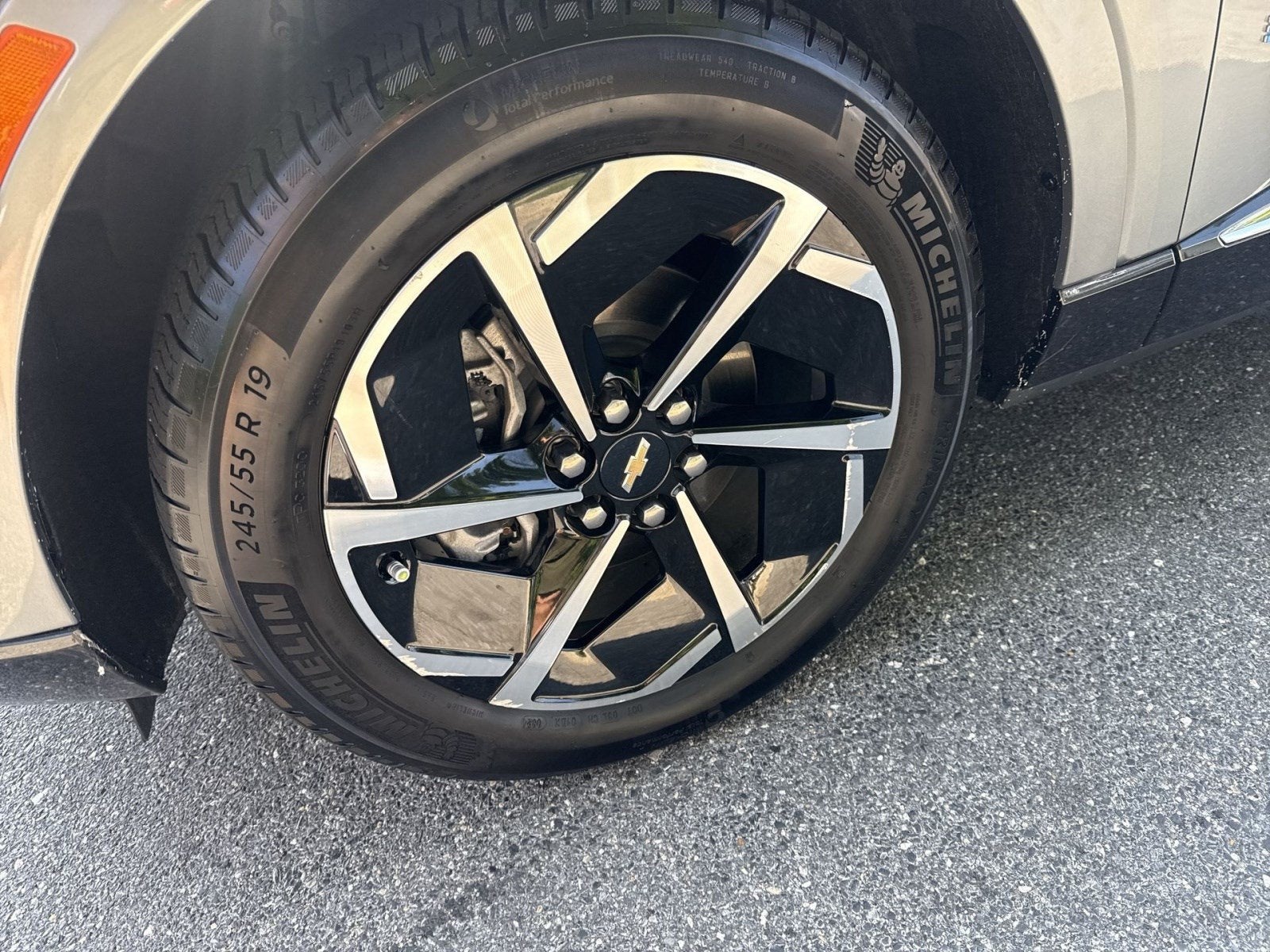 2024 Chevrolet Equinox EV 2LT