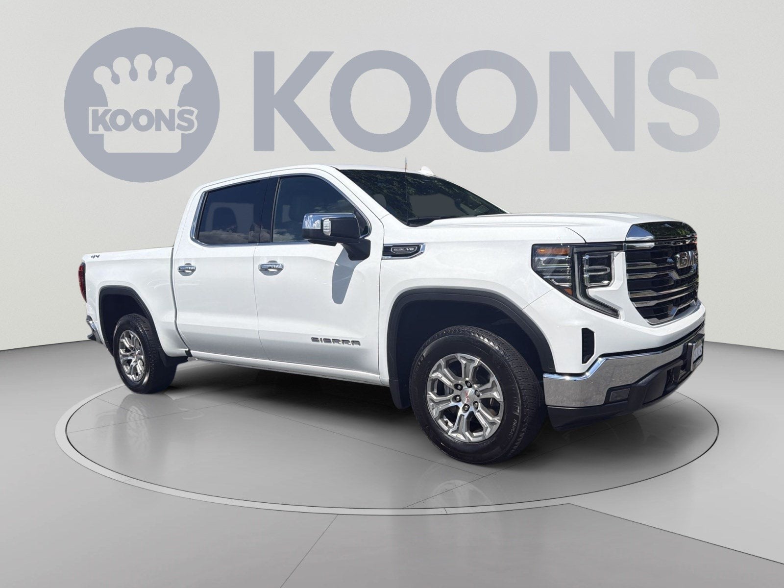 2025 GMC Sierra 1500 SLT