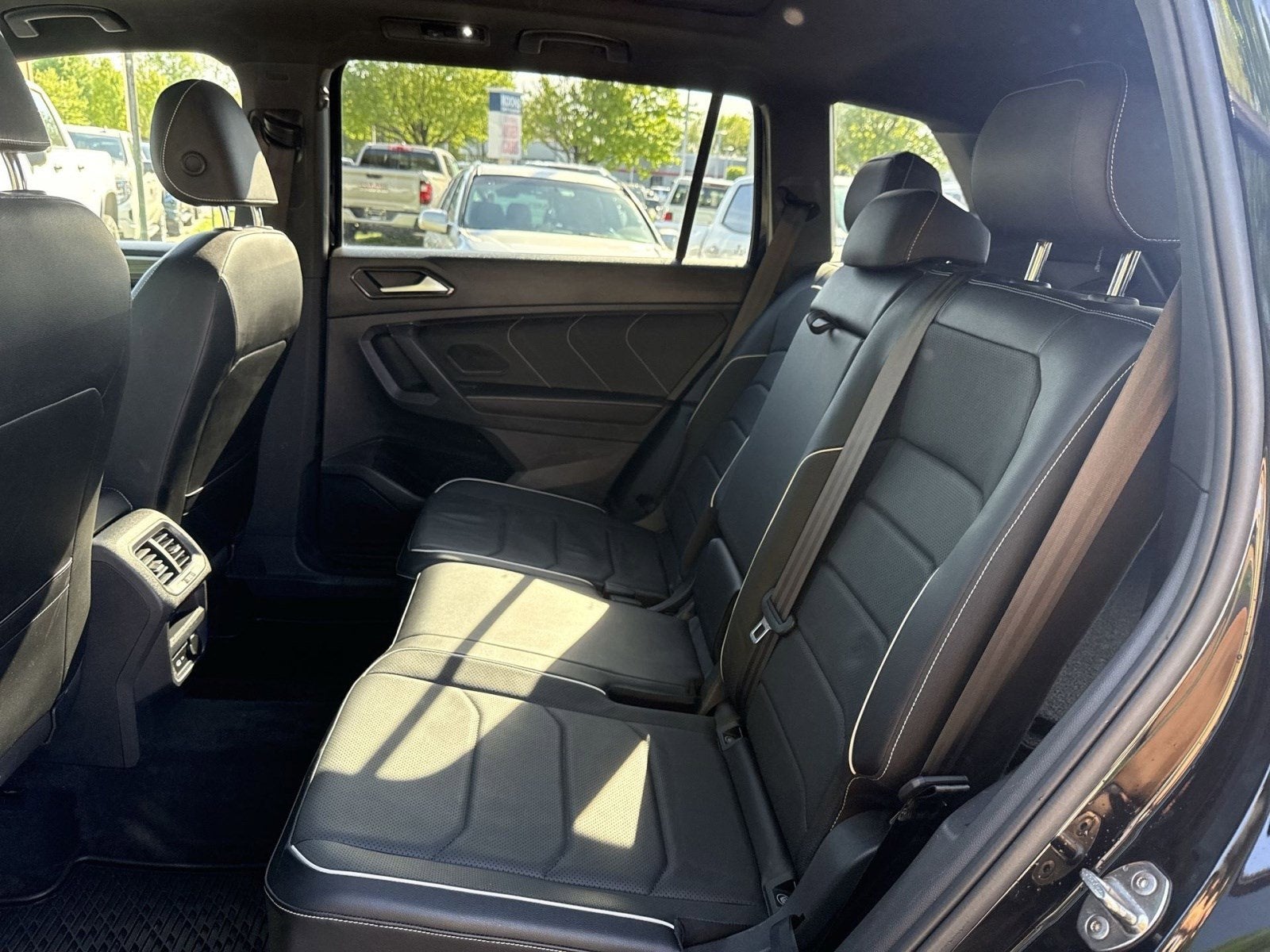 2022 Volkswagen Tiguan SEL R-Line