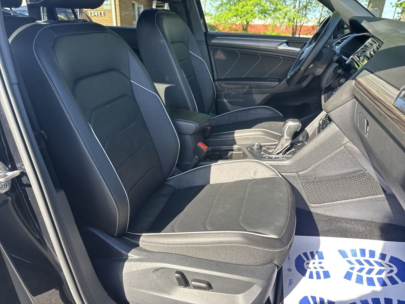 2022 Volkswagen Tiguan SEL R-Line