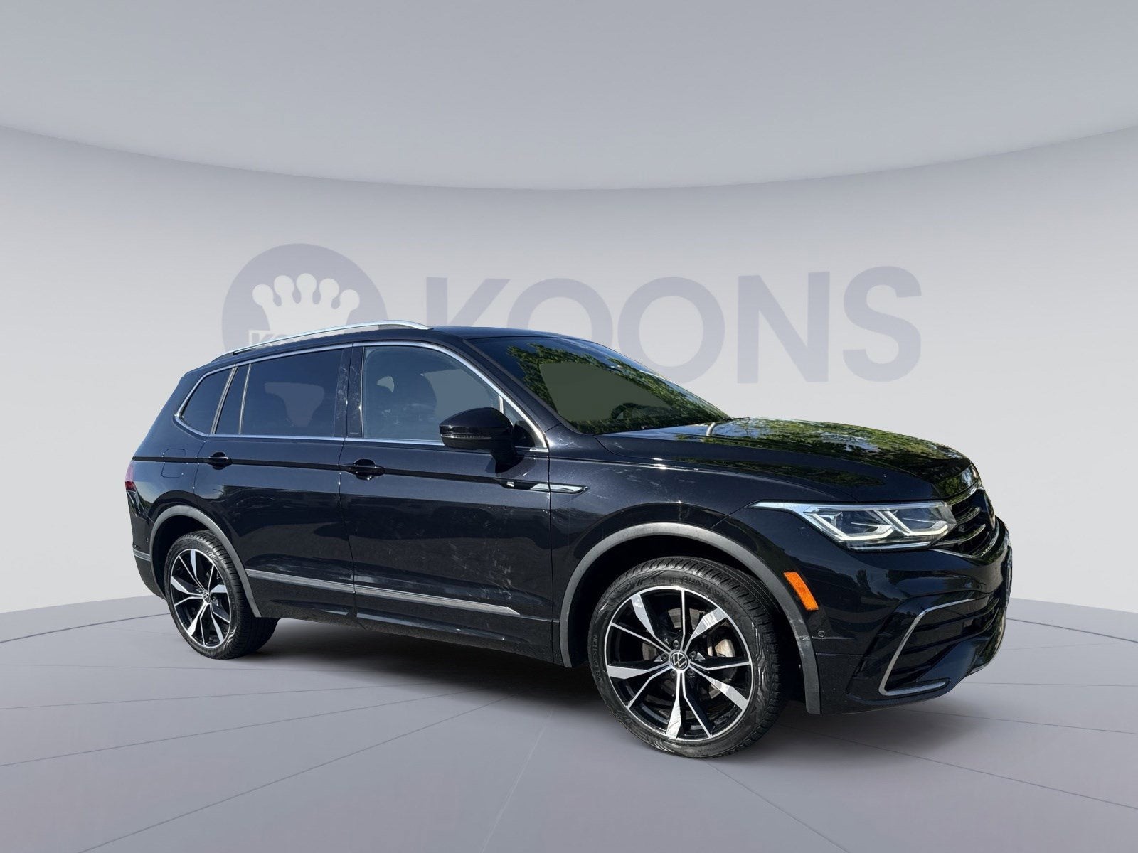 2022 Volkswagen Tiguan SEL R-Line