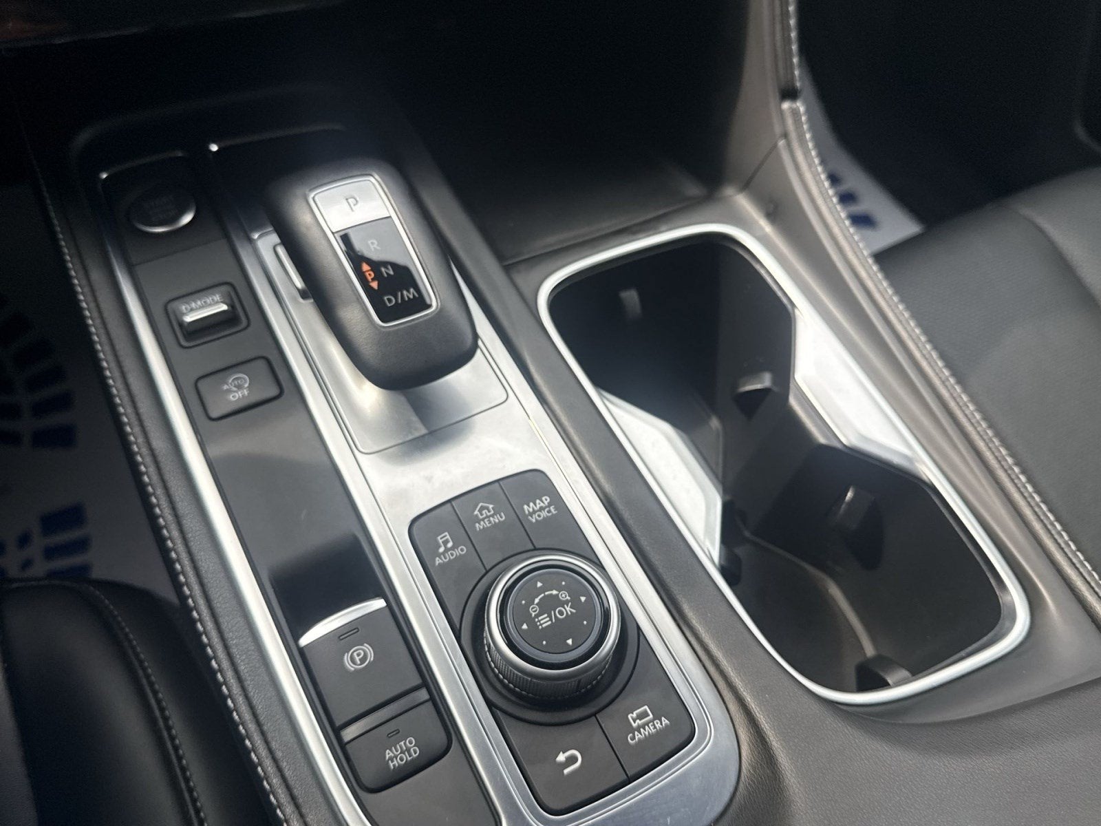 2023 INFINITI QX60 LUXE AWD