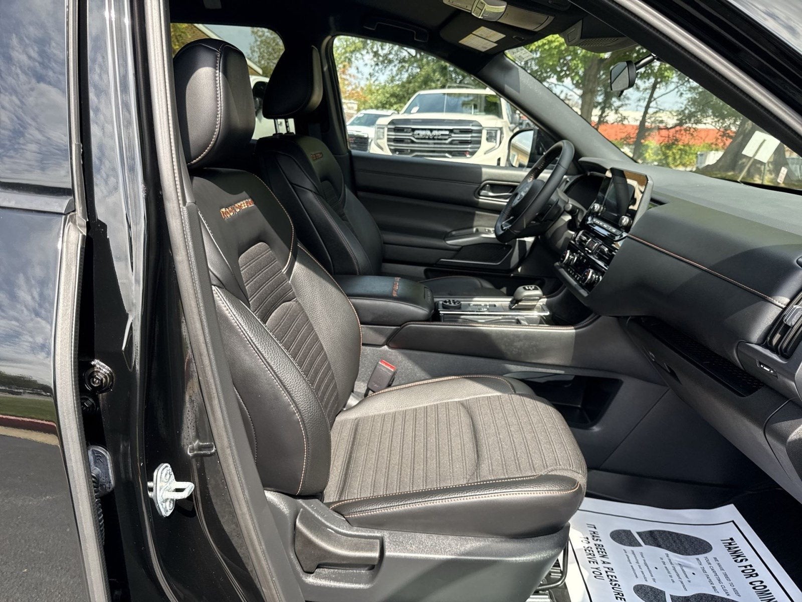 2024 Nissan Pathfinder Rock Creek 4WD