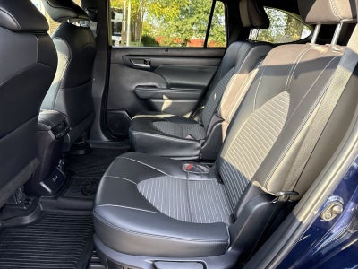 2022 Toyota Highlander XSE