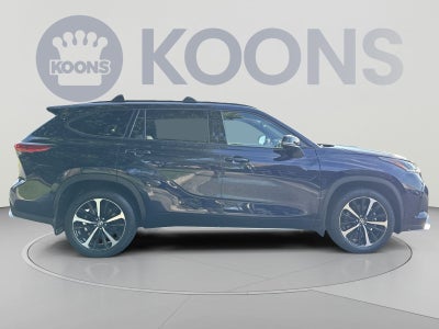 2022 Toyota Highlander XSE