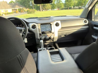 2021 Toyota Tundra 4WD SR5