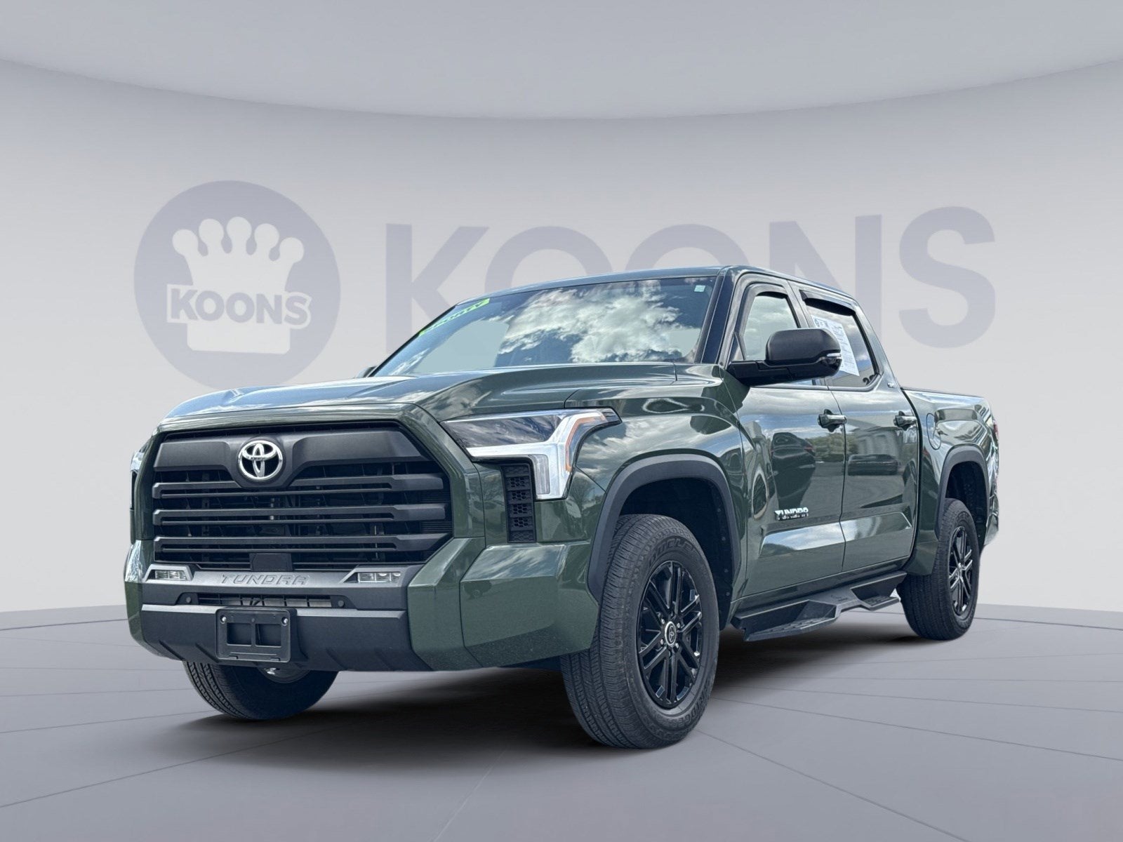 2023 Toyota Tundra 4WD SR5