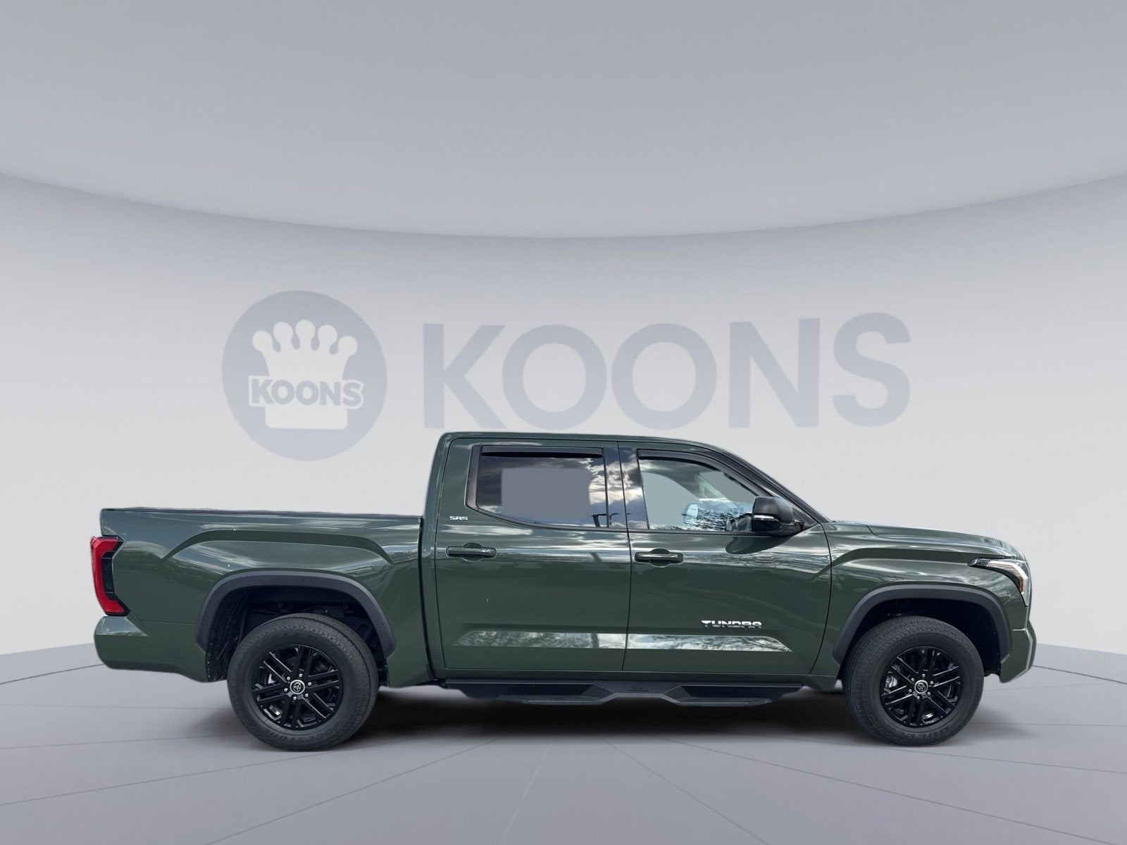 2023 Toyota Tundra 4WD SR5