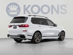 2022 BMW X7 M50i