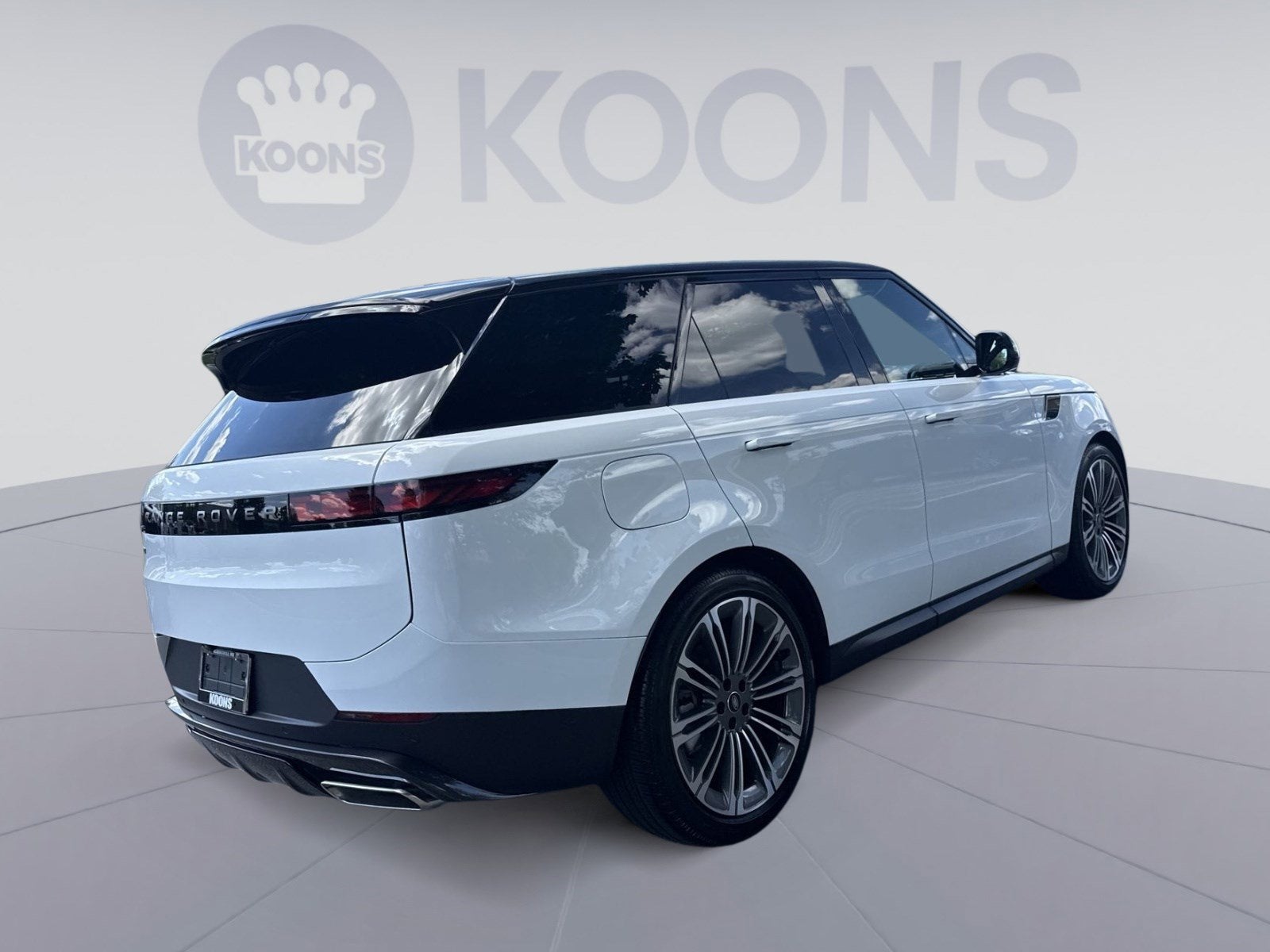 2025 Land Rover Range Rover Sport SE
