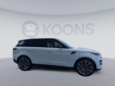 2025 Land Rover Range Rover Sport SE
