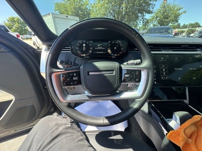 2025 Land Rover Range Rover SE