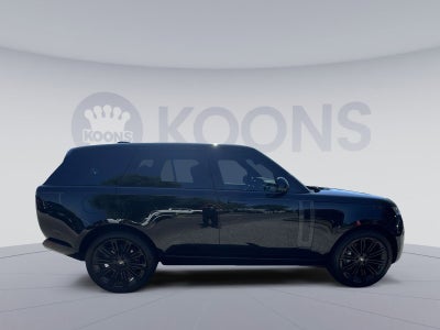 2025 Land Rover Range Rover SE
