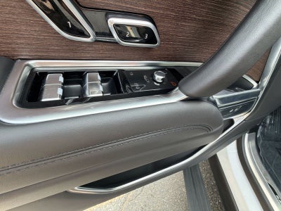 2025 Land Rover Range Rover P400 SE