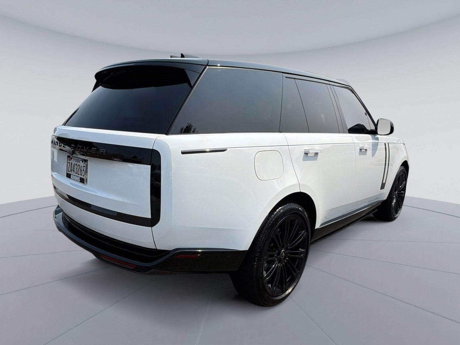 2025 Land Rover Range Rover P400 SE