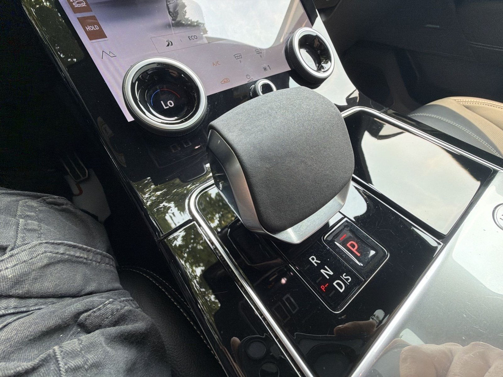 2023 Land Rover Range Rover Velar P340 R-Dynamic S MHEV