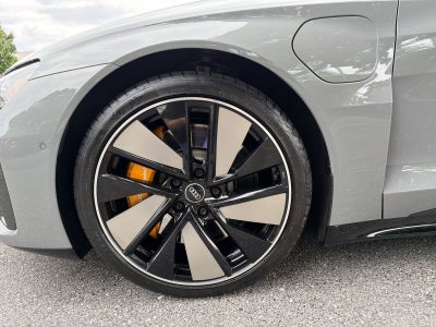 2022 Audi RS e-tron GT quattro