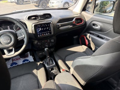 2023 Jeep Renegade Trailhawk